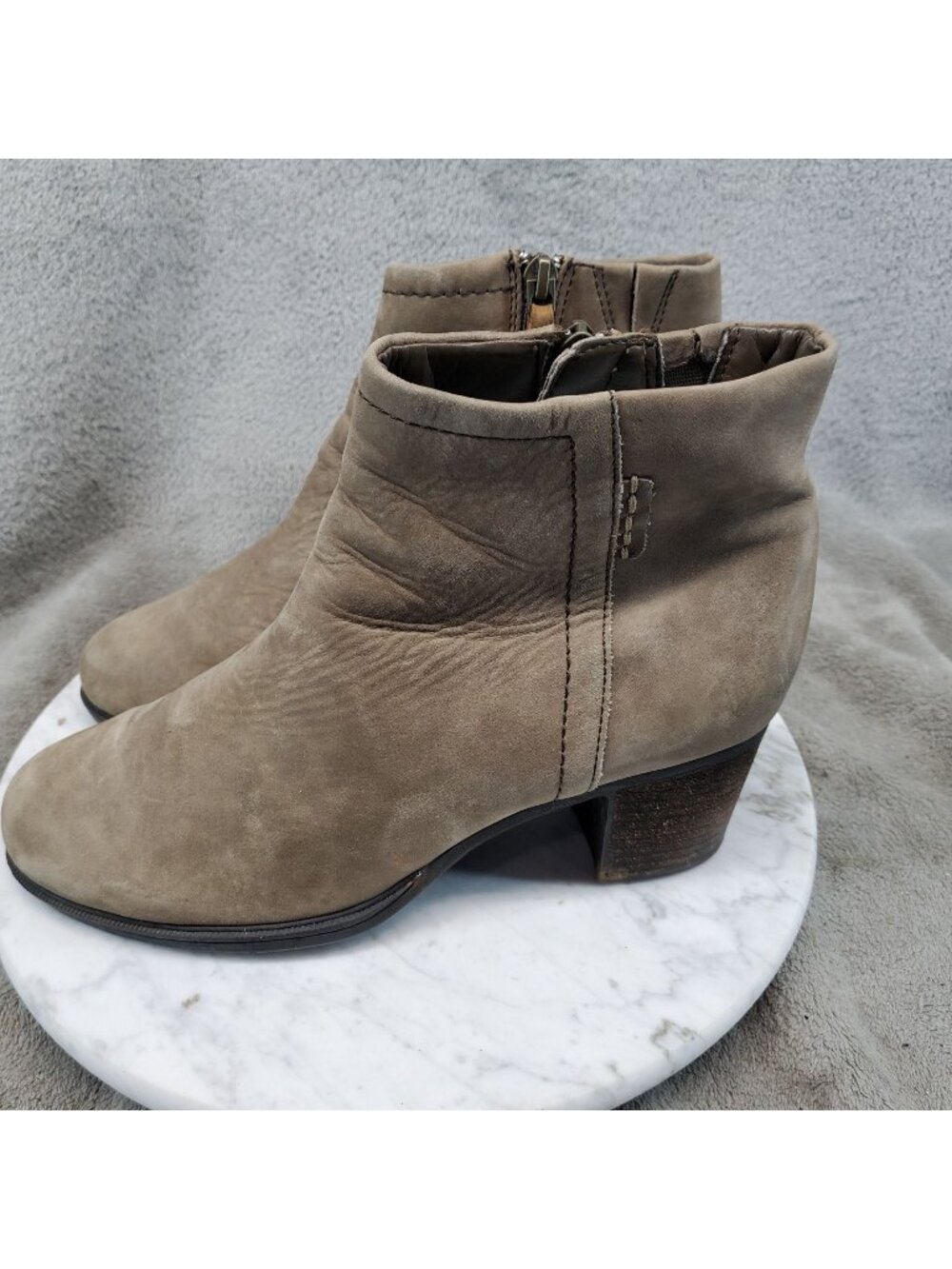 Rockport Shoes Womens Size 8 Tan Suede Natashya Ankle Booties *Read*